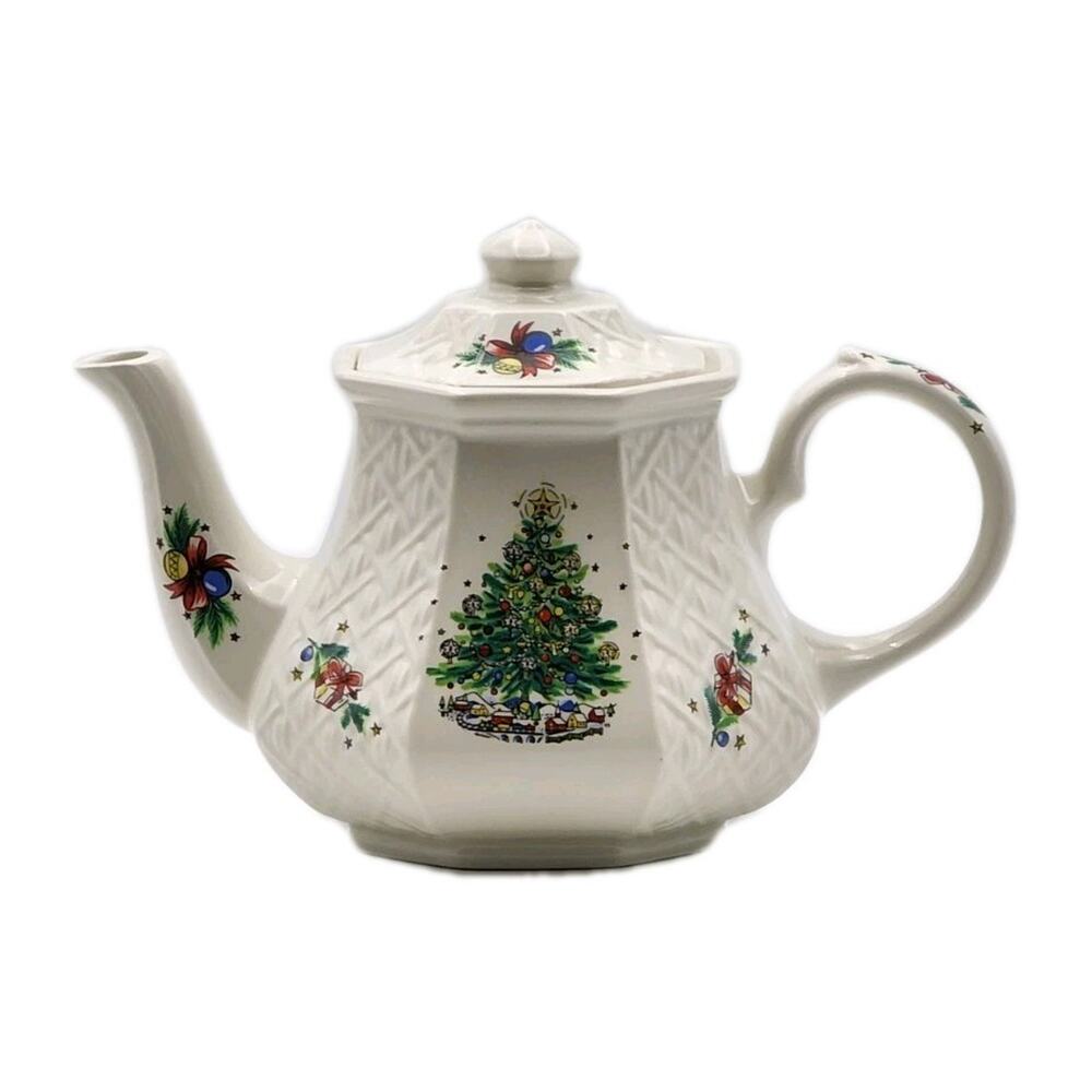 Sadler England Teapot Christmas Eve Salem Tree Vintage Ceramic w/ Lid